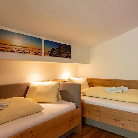Bergbauernhof Irxner Farm stay *